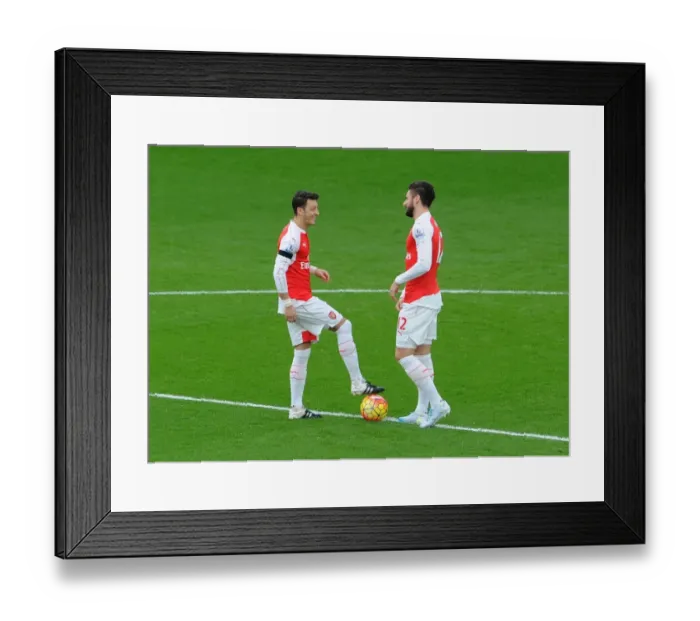Framed Print : Arsenal's Ozil and Giroud Gear Up for Kick-off Against Newcastle United (2015-16) Framed Print : Arsenal's Ozil and Giroud Gear Up for Kick-off Against Newcastle United (2015-16)