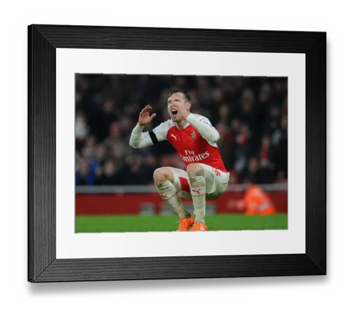 Framed Print : Aaron Ramsey in Action: Arsenal vs. Newcastle United (2016)