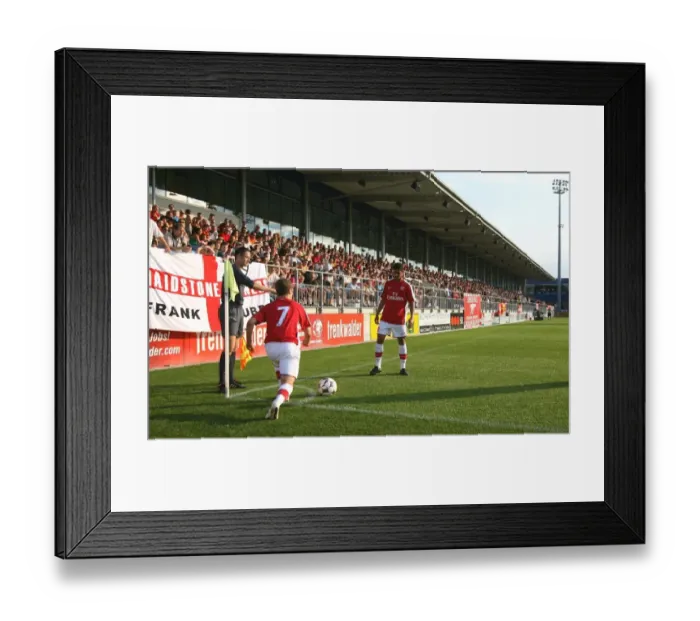 Framed Print : Jack Wilshere and Denilson (Arsenal) Framed Print : Jack Wilshere and Denilson (Arsenal)