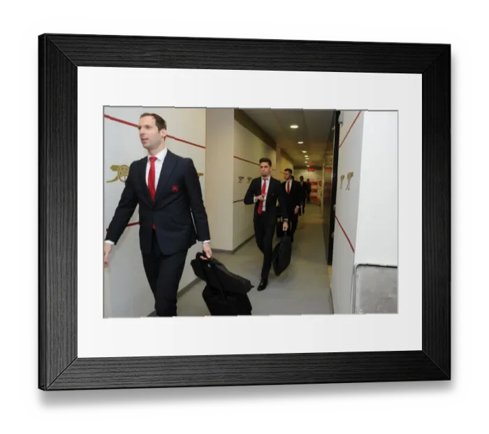 Framed Print : Arsenal FC: Pre-Match Huddle - Arsenals Cech and Gabriel, Emirates FA Cup 2015-16 Framed Print : Arsenal FC: Pre-Match Huddle - Arsenals Cech and Gabriel, Emirates FA Cup 2015-16