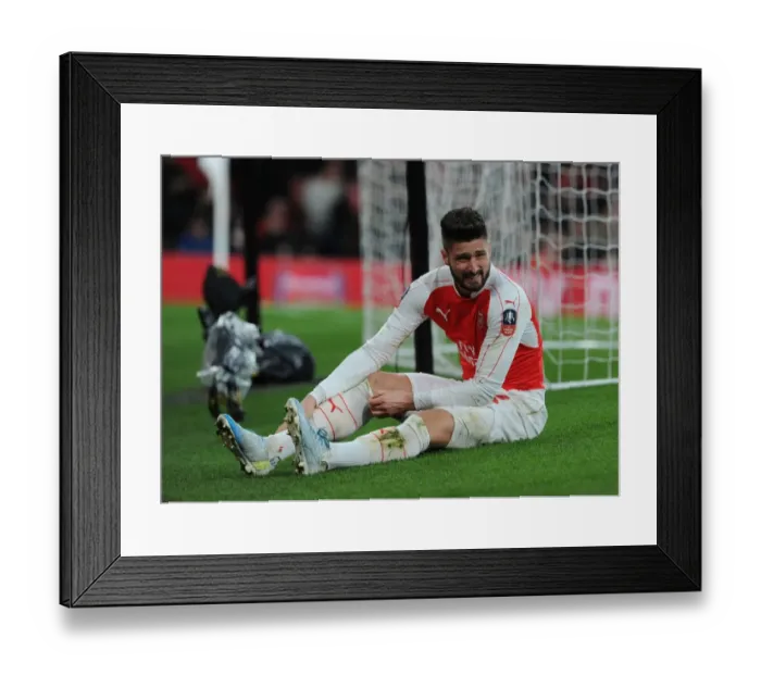 Framed Print : Arsenal's Olivier Giroud in FA Cup Action: Arsenal vs. Sunderland (2016)