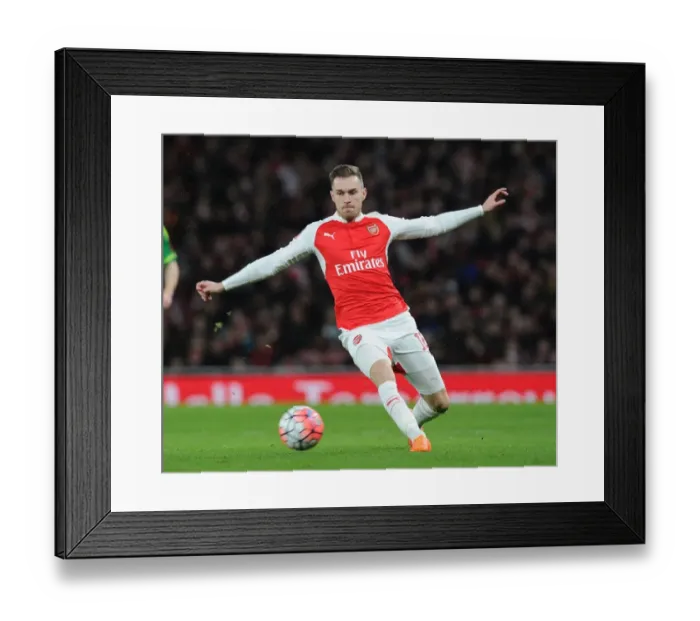 Framed Print : Arsenal's Aaron Ramsey in FA Cup Action: Arsenal vs. Sunderland (2015-16) Framed Print : Arsenal's Aaron Ramsey in FA Cup Action: Arsenal vs. Sunderland (2015-16)