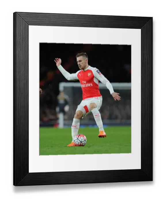 Framed Print : Arsenal's Aaron Ramsey in FA Cup Action: Arsenal vs. Sunderland (2015-16)
