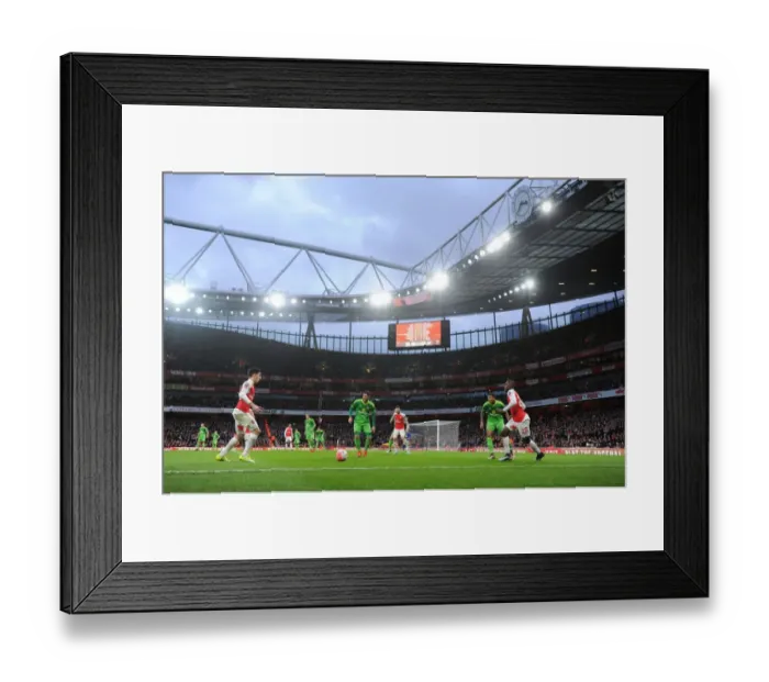 Framed Print : Arsenal vs Sunderland: Emirates FA Cup Third Round at Emirates Stadium, London Framed Print : Arsenal vs Sunderland: Emirates FA Cup Third Round at Emirates Stadium, London