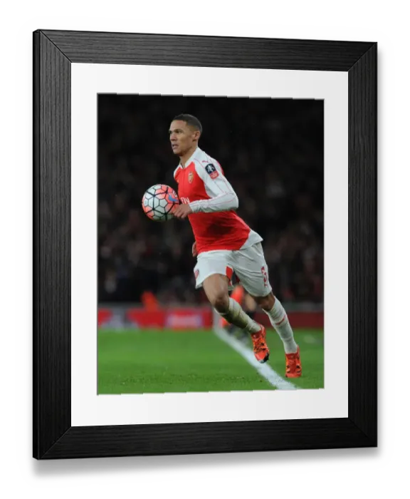 Framed Print : Arsenal vs Sunderland: FA Cup Third Round Battle at The Emirates Framed Print : Arsenal vs Sunderland: FA Cup Third Round Battle at The Emirates