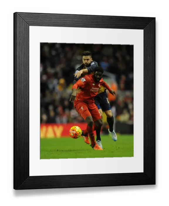 Framed Print : Clash of Titans: Liverpool vs. Arsenal - Premier League Battle (2015-16) Framed Print : Clash of Titans: Liverpool vs. Arsenal - Premier League Battle (2015-16)