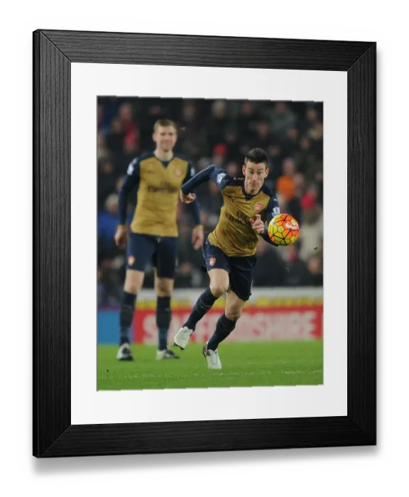Framed Print : Focused Koscielny: Arsenal Star at the Heart of Stoke Clash (2015-16)