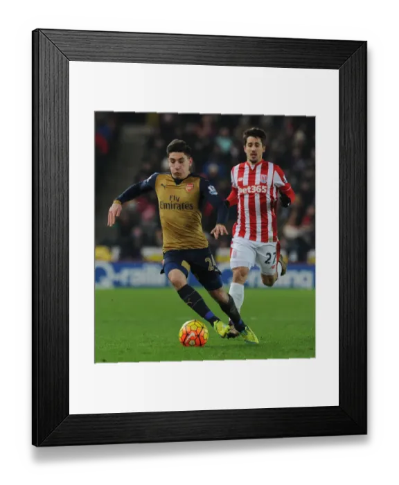 Framed Print : Hector Bellerin Surges Past Bojan: Stoke City vs Arsenal, Premier League 2015-16 Framed Print : Hector Bellerin Surges Past Bojan: Stoke City vs Arsenal, Premier League 2015-16