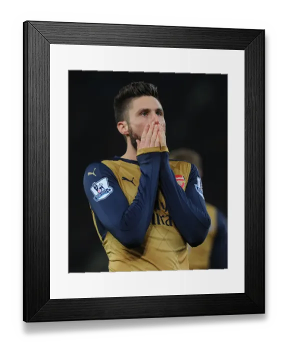 Framed Print : Olivier Giroud in Action: Arsenal vs. Stoke City, Premier League 2015-16