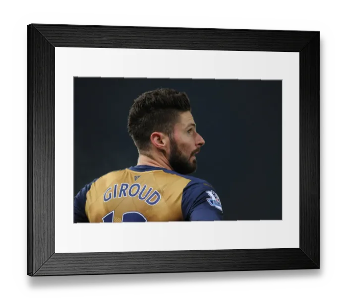 Framed Print : Giroud in Action: Arsenal vs. Stoke City, Premier League 2015-16