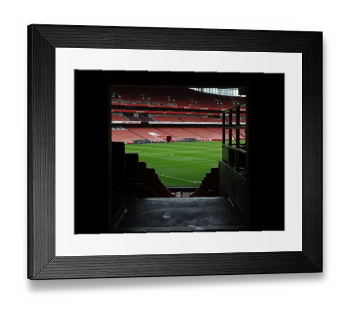 Framed Print : Arsenal vs Chelsea: Premier League Clash at Emirates Stadium (2015-16)