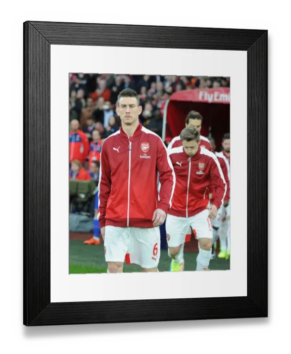 Framed Print : Arsenal vs Chelsea: Koscielny in Action at the Emirates (2015-16) Framed Print : Arsenal vs Chelsea: Koscielny in Action at the Emirates (2015-16)