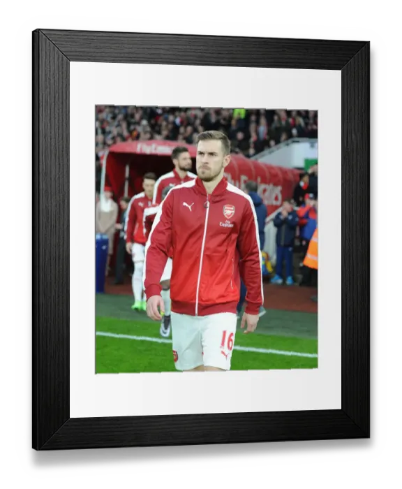 Framed Print : Ramsey in Action: Arsenal vs Chelsea, Premier League 2015-16