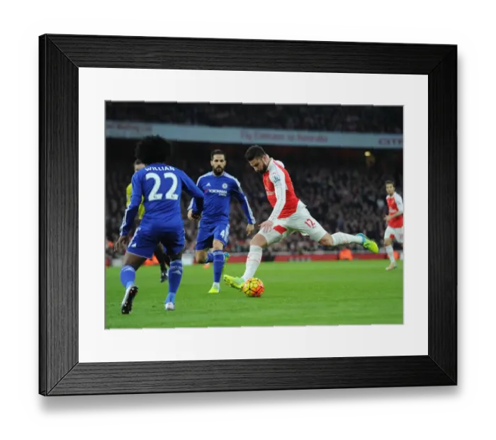 Framed Print : Olivier Giroud (Arsenal) Willian (Chelsea). Arsenal 0: 1 Chelsea. Barclays Premier League