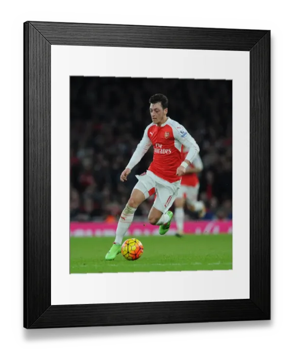Framed Print : Mesut Ozil (Arsenal). Arsenal 0: 1 Chelsea. Barclays Premier League. Emirates Stadium