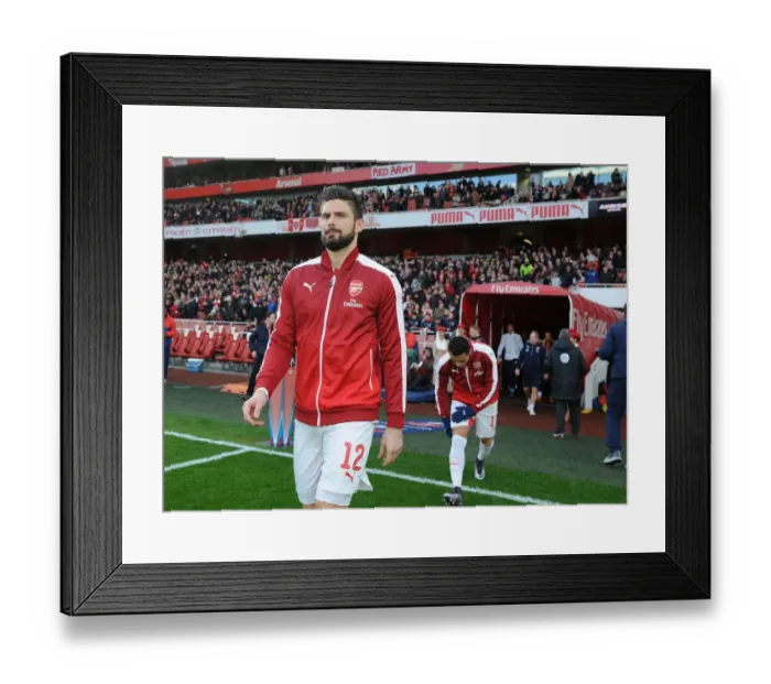 Framed Print : Arsenal's Olivier Giroud Gears Up for FA Cup Battle Against Burnley