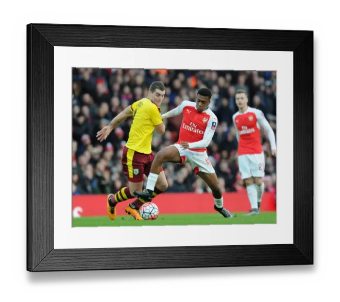Framed Print : Arsenal vs Burnley: FA Cup Battle at The Emirates, January 2016 Framed Print : Arsenal vs Burnley: FA Cup Battle at The Emirates, January 2016