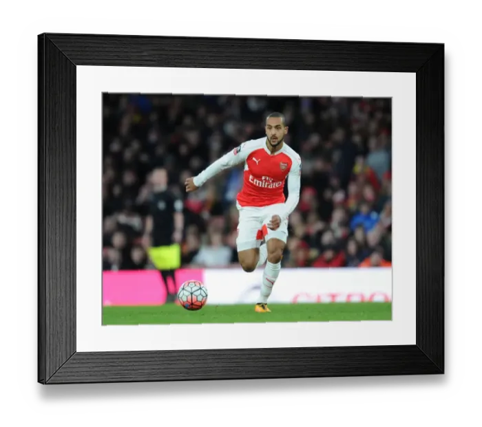 Framed Print : Arsenal's Theo Walcott in FA Cup Action: Arsenal vs Burnley at Emirates Stadium (January 2016) Framed Print : Arsenal's Theo Walcott in FA Cup Action: Arsenal vs Burnley at Emirates Stadium (January 2016)