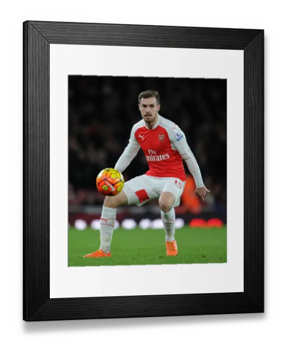 Framed Print : Arsenal's Aaron Ramsey in Action Against Southampton, Premier League 2015-16, Emirates Stadium