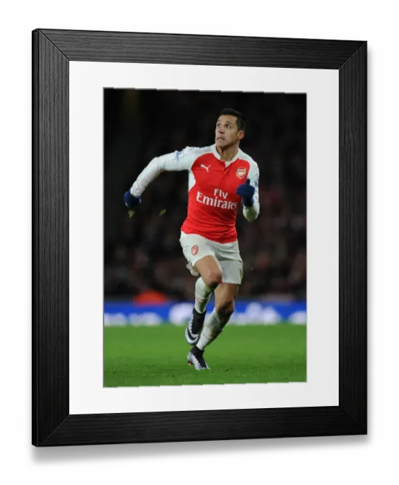 Framed Print : Alexis Sanchez in Action: Arsenal vs Southampton, Premier League 2015-16