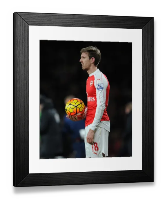 Framed Print : Monreal in Action: Arsenal vs Southampton, Premier League 2015-16, Emirates Stadium