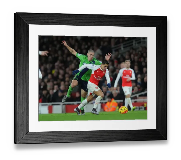 Framed Print : Clash of Stars: Sanchez vs. Romeu - Arsenal's Battle Against Southampton Framed Print : Clash of Stars: Sanchez vs. Romeu - Arsenal's Battle Against Southampton