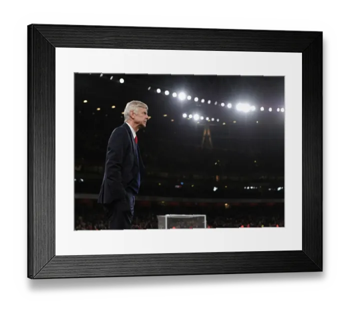 Framed Print : Arsene Wenger: Arsenal Manager before Arsenal vs Southampton, Premier League 2015-16 Framed Print : Arsene Wenger: Arsenal Manager before Arsenal vs Southampton, Premier League 2015-16