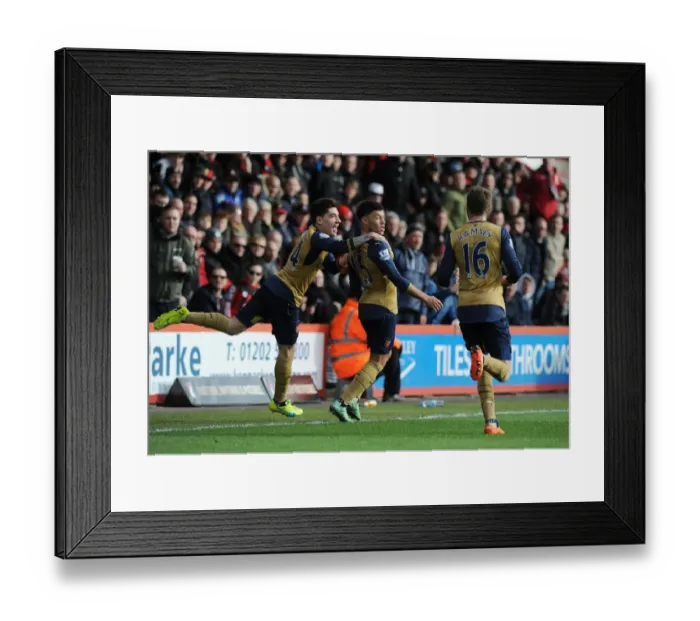 Framed Print : Oxlade-Chamberlain Scores Brace: Arsenal's Victory at Bournemouth, Premier League 2015-16