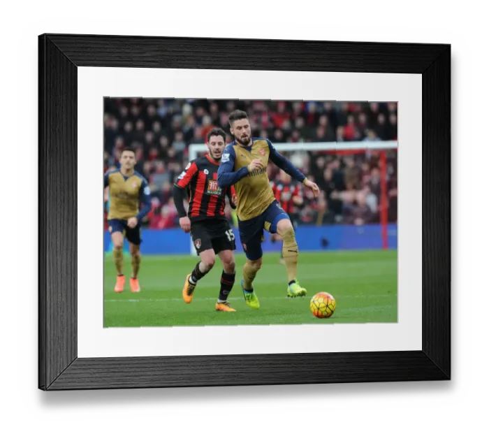 Framed Print : Arsenal's Olivier Giroud Scores Past Bournemouth's Adam Smith: Premier League 2015-16