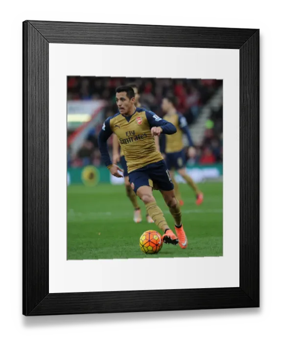 Framed Print : Alexis Sanchez in Action: Arsenal's Star Forward Shines Against Bournemouth, Premier League 2015-16
