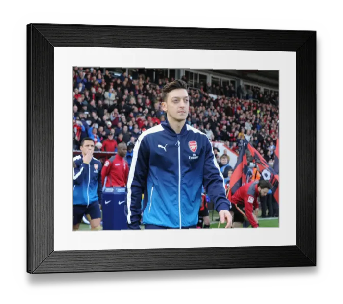Framed Print : Mesut Ozil: Arsenal's Star Ready for Bournemouth Showdown (Premier League 2015-16)