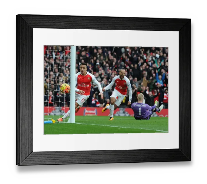 Framed Print : Arsenal's Walcott and Sanchez Celebrate First Goal Against Leicester City (2015-16) Framed Print : Arsenal's Walcott and Sanchez Celebrate First Goal Against Leicester City (2015-16)