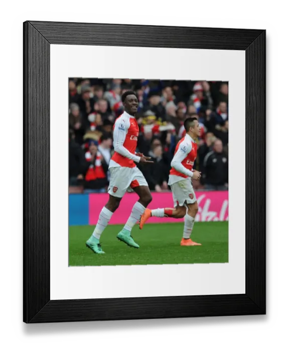 Framed Print : Arsenal's Danny Welbeck Scores Second Goal Against Leicester City (2015-16) Framed Print : Arsenal's Danny Welbeck Scores Second Goal Against Leicester City (2015-16)
