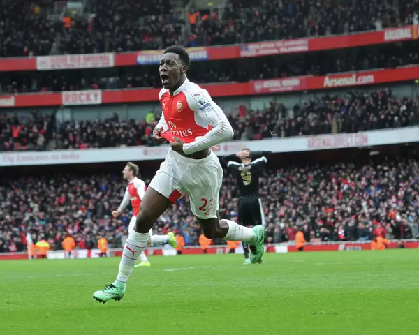 Danny Welbeck Scores Arsenal's Second Goal Against Leicester City (2015-16)