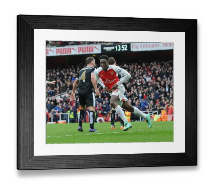 Framed Print : Danny Welbeck Scores Arsenal's Second Goal Against Leicester City (2015-16) Framed Print : Danny Welbeck Scores Arsenal's Second Goal Against Leicester City (2015-16)
