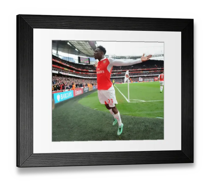 Framed Print : Danny Welbeck Scores Arsenal's Second Goal Against Leicester City (2015-16): Emirates Stadium Thriller