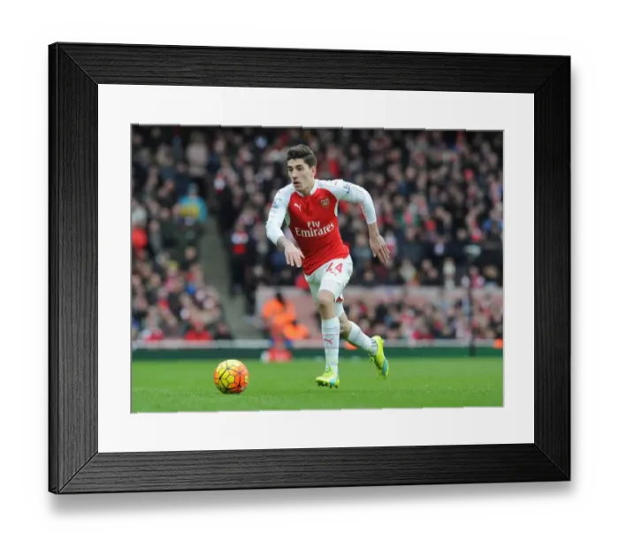 Framed Print : Arsenal's Hector Bellerin in Action against Leicester City - 2015-16 Premier League Framed Print : Arsenal's Hector Bellerin in Action against Leicester City - 2015-16 Premier League