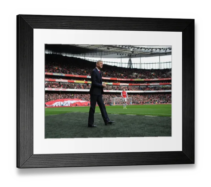Framed Print : Arsene Wenger the Arsenal Manager. Arsenal 2: 1 Leicester City. Barclays Premier League Framed Print : Arsene Wenger the Arsenal Manager. Arsenal 2: 1 Leicester City. Barclays Premier League