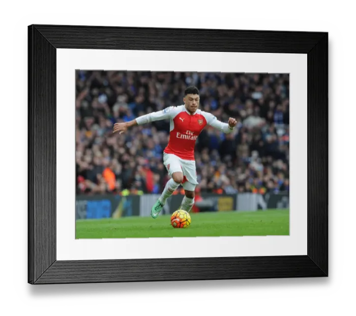 Framed Print : Alex Oxlade-Chamberlain Scores the Winning Goal: Arsenal 2-1 Leicester City (Barclays Premier League, Emirages Stadium, 14 / 2 / 16)