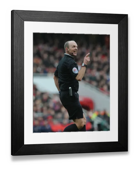 Framed Print : Mike Dean: Referees Arsenal vs. Hull City FA Cup Match