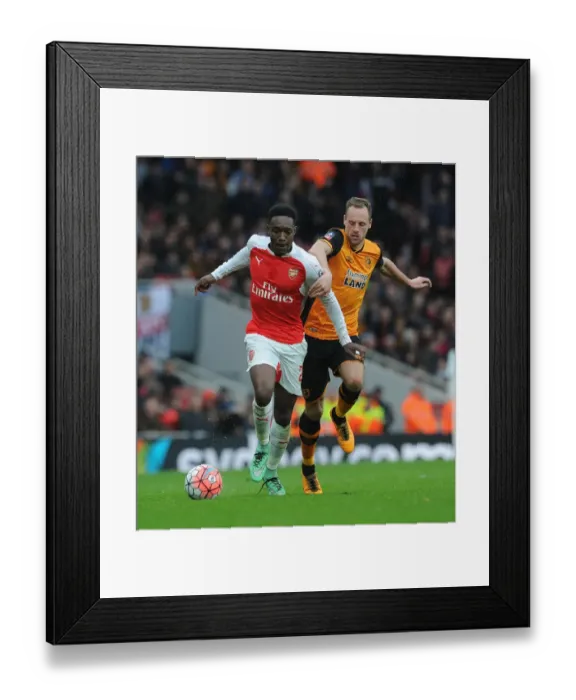 Framed Print : Clash of the Midfield: Danny Welbeck vs. David Meyler in FA Cup Battle Framed Print : Clash of the Midfield: Danny Welbeck vs. David Meyler in FA Cup Battle