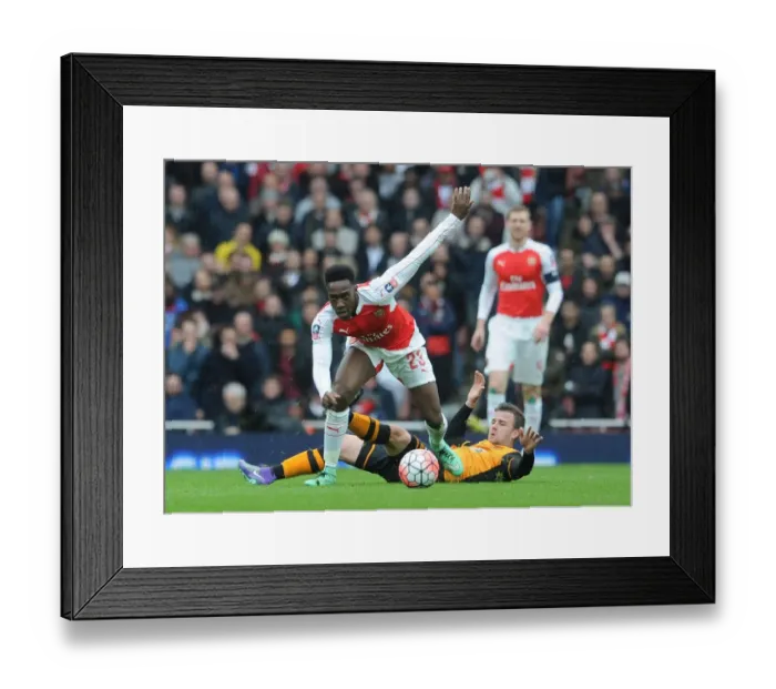 Framed Print : Clash of the Players: Welbeck vs. Taylor in FA Cup Showdown at Arsenal's Emirates Stadium