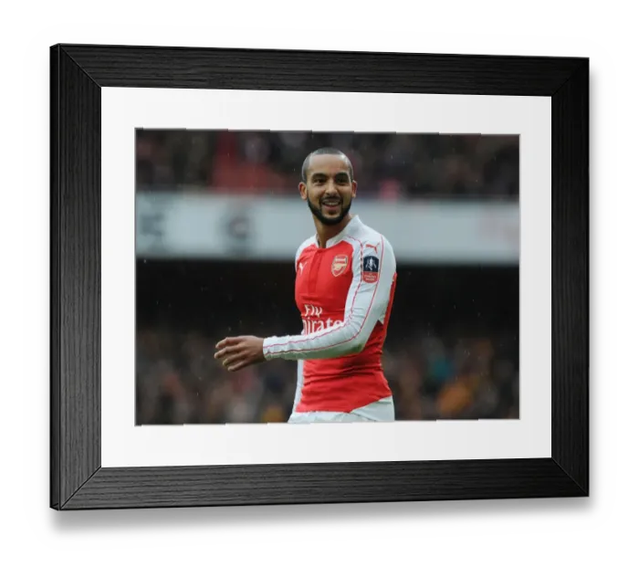 Framed Print : Theo Walcott in FA Cup Action: Arsenal vs Hull City