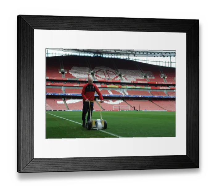 Framed Print : Arsenal vs. Barcelona: A Champions League Battle on the Arsenal Turf (2015 / 16)