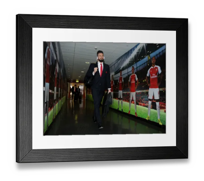 Framed Print : Olivier Giroud's Farewell Stroll: Arsenal FC vs. FC Barcelona, UCL Showdown