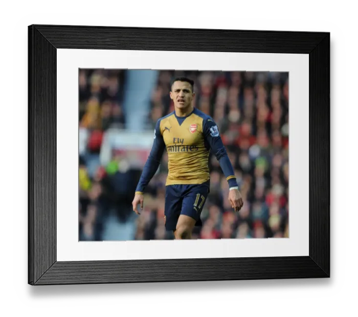 Framed Print : Clash of the Titans: Alexis Sanchez vs Manchester United, 2015 / 16 Premier League Showdown