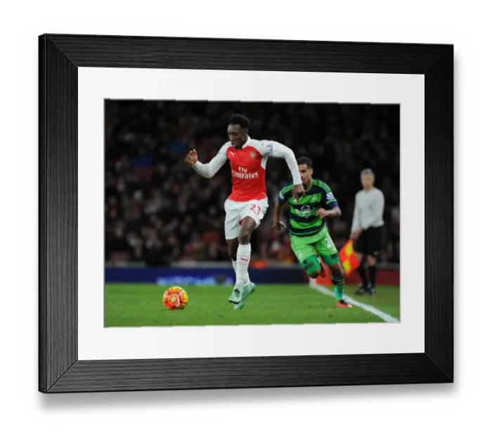 Framed Print : Arsenal's Danny Welbeck Outsmarts Swansea's Kyle Naughton during the Intense 2015-16 Premier League Clash
