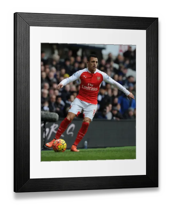 Framed Print : Alexis Sanchez vs. Tottenham Hotspur: Intense Rivalry in the 2015-16 Premier League Clash