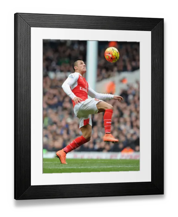 Framed Print : Alexis Sanchez's Showdown: Tottenham vs. Arsenal, Premier League 2015-16 Framed Print : Alexis Sanchez's Showdown: Tottenham vs. Arsenal, Premier League 2015-16
