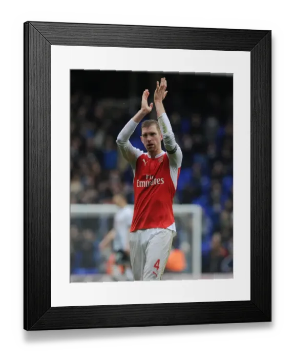 Framed Print : Arsenal Captain's Heartfelt Applause: Tottenham vs Arsenal, Premier League 2015-16